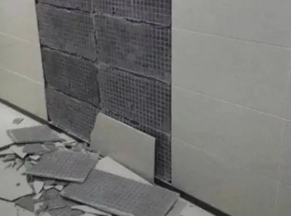 沙坡头瓷砖空鼓维修公司分享下沙坡头墙砖松动维修的知识